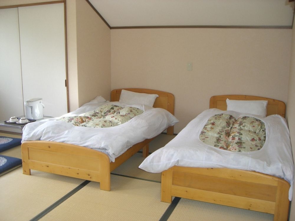 Nagomi-Tei Hotel Hakuba Exterior photo